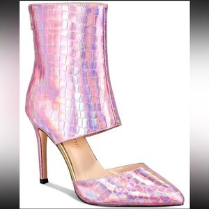 Things II Come Pink Iridescent Heeled Boots NWOT 12